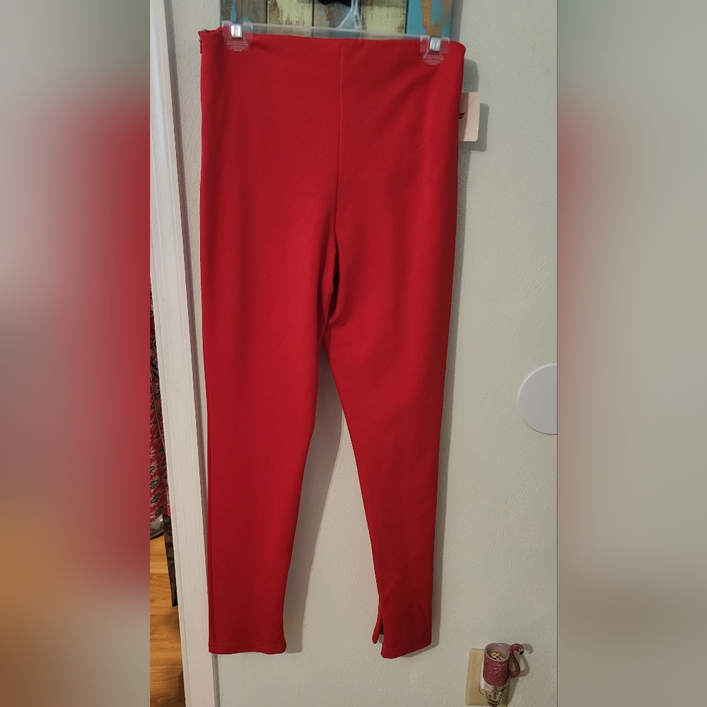 NWT Fabletics 24/7 Skinny Pant Vibrant Red